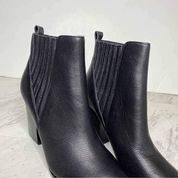 Marc Fisher Alva Black Leather Heeled Bootie 10M - Picture 9 of 14